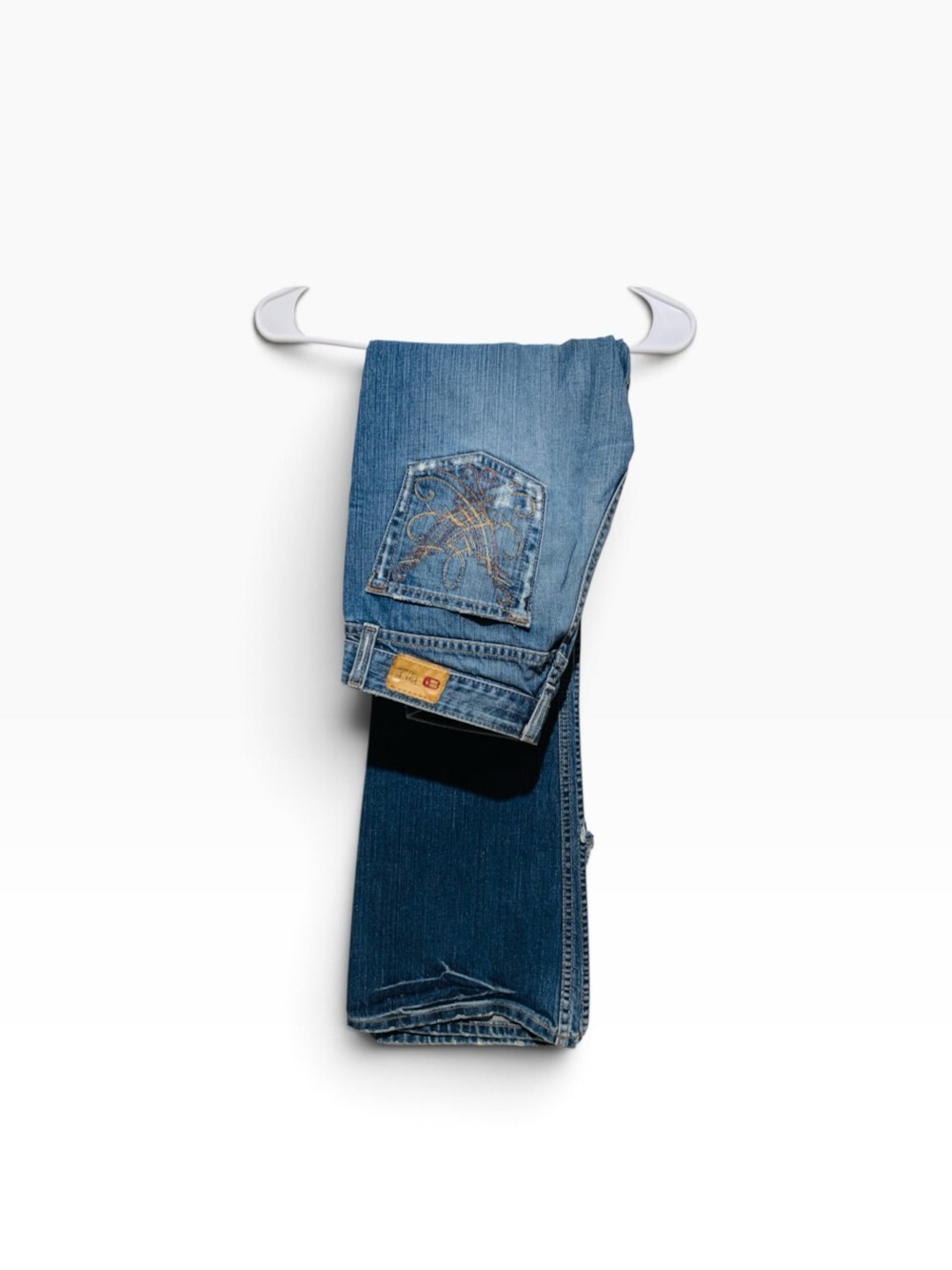 Women’s BKE Embroidered Pocket Flared Jeans Sz 28-32